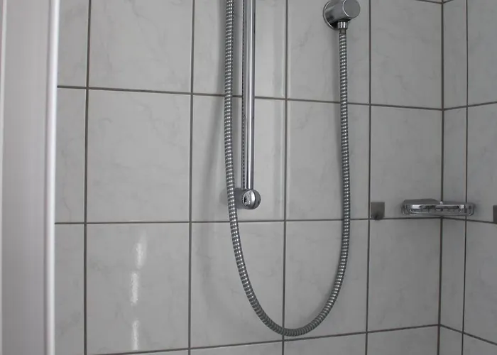 Weingut Loescher-erben Gaestehaus An Der Burg Daire